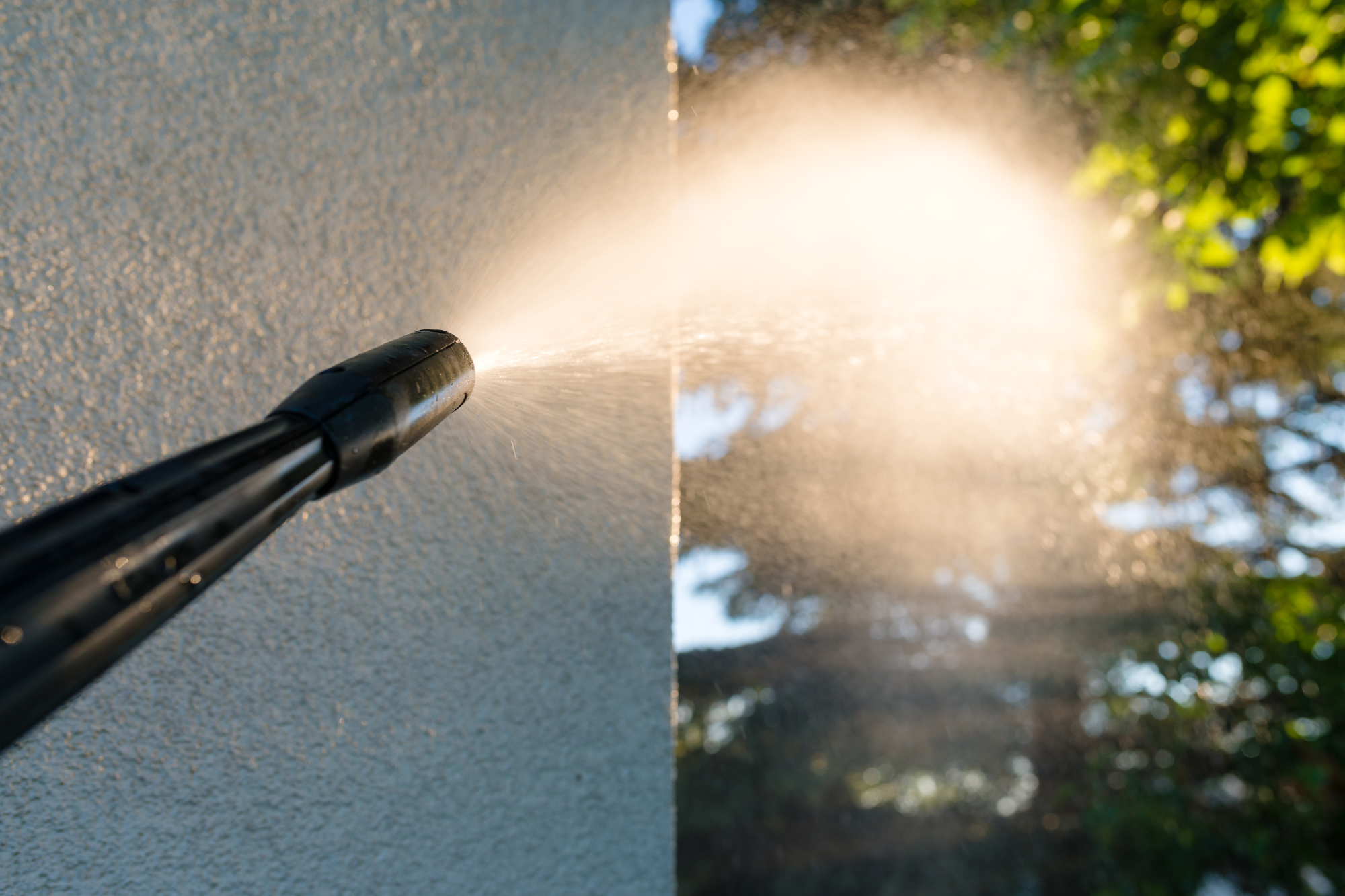 5 Benefits of Power Washing Commercial Buildings